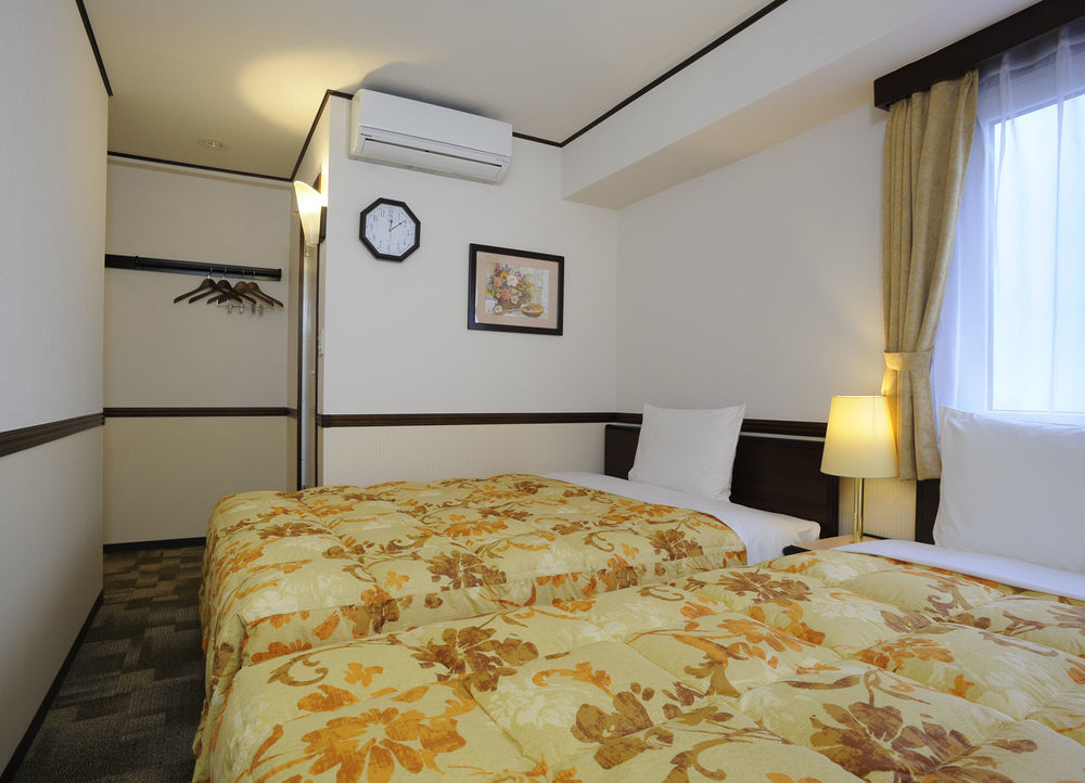 Toyoko Inn Yokohama-Sen Fuchinobe-Eki Minami-Guchi Sagamihara Exterior foto