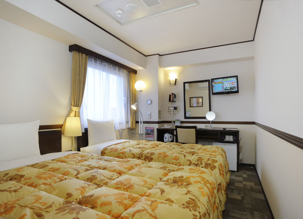 Toyoko Inn Yokohama-Sen Fuchinobe-Eki Minami-Guchi Sagamihara Exterior foto